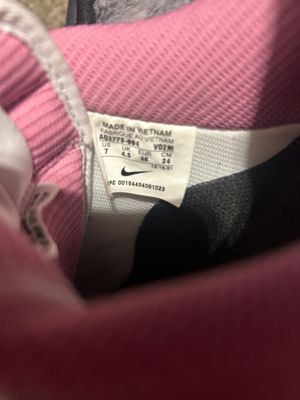 Nike Air Force 1 Low — White & Pink Leather Sneakers - Picture 4 of 4